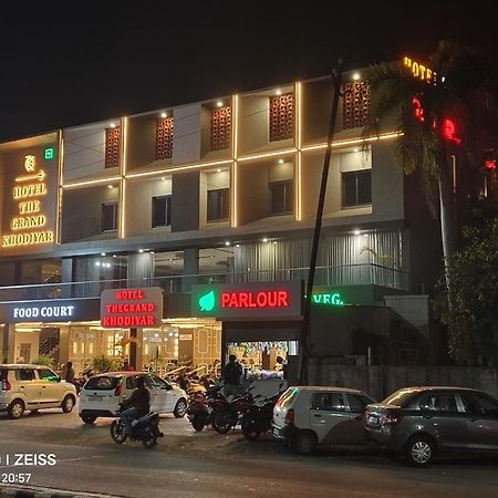 Hotel The Grand Khodiyar Visnagar 外观 照片