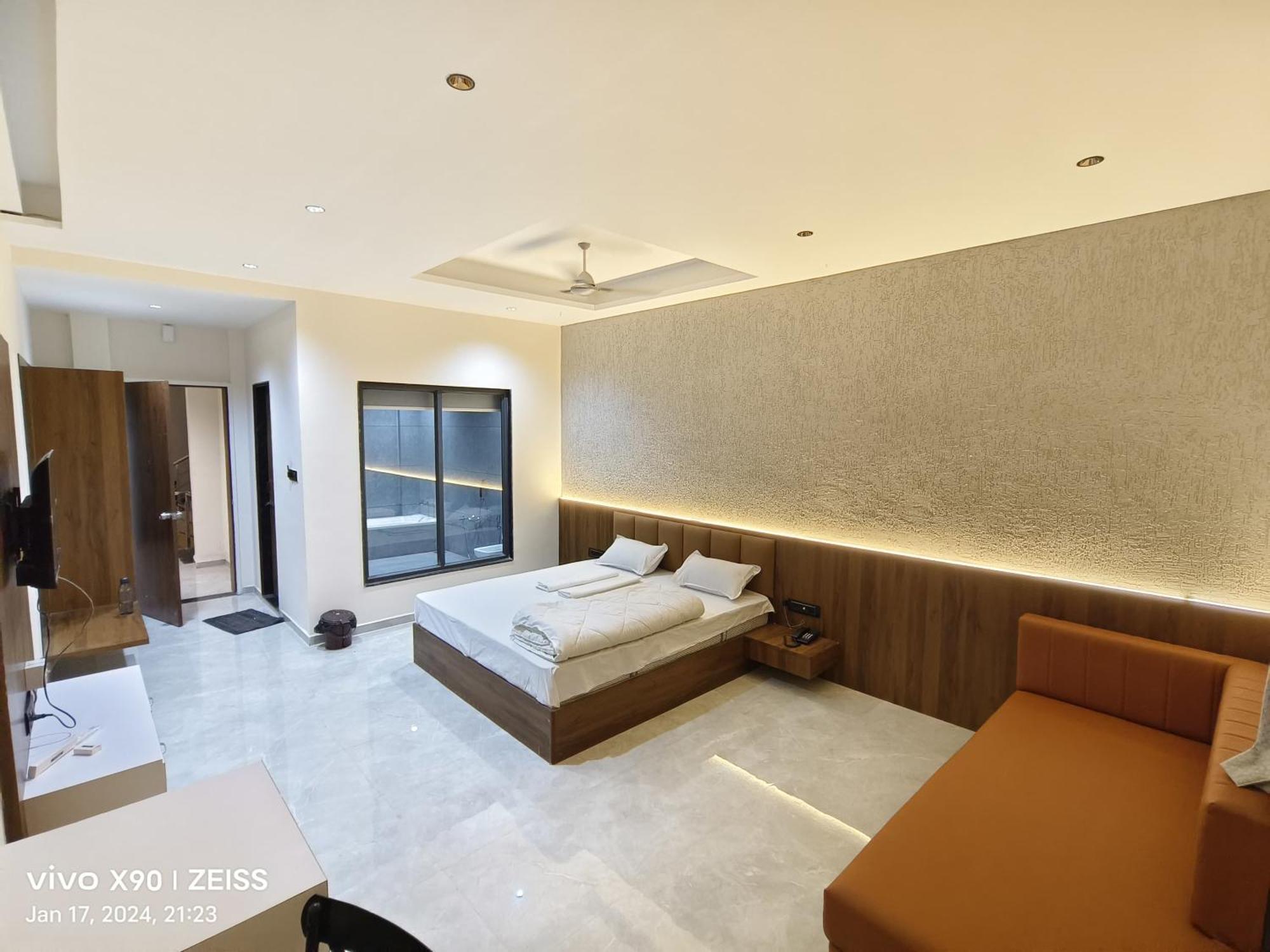 Hotel The Grand Khodiyar Visnagar 外观 照片