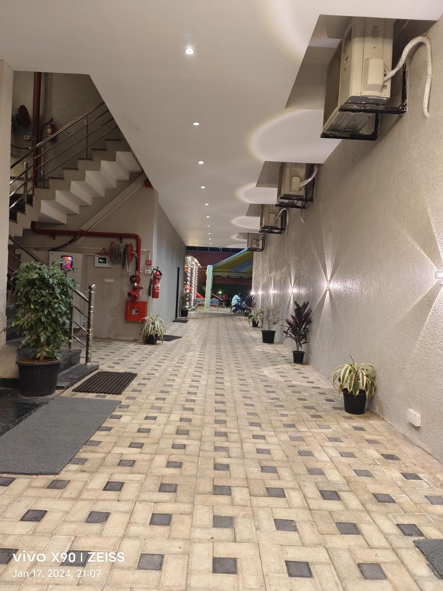 Hotel The Grand Khodiyar Visnagar 外观 照片